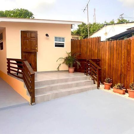 Cozy 1-Bedroom Apartment Close To City Center Willemstad Extérieur photo