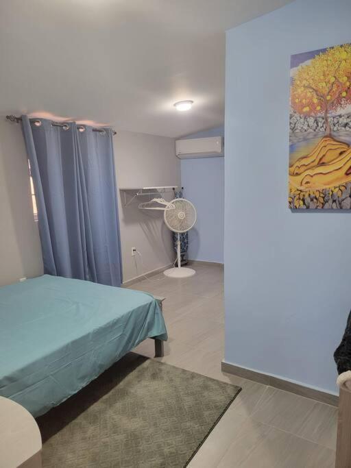 Cozy 1-Bedroom Apartment Close To City Center Willemstad Extérieur photo
